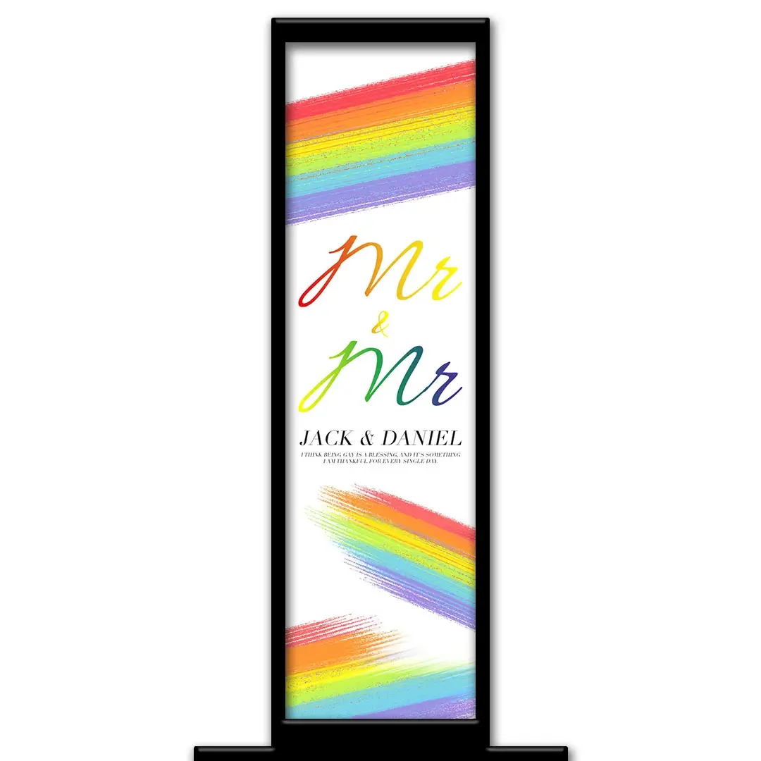 Love is Love photo booth pillar start screen