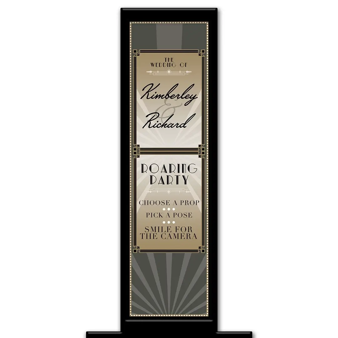 Roaring Deco photo booth pillar start screen